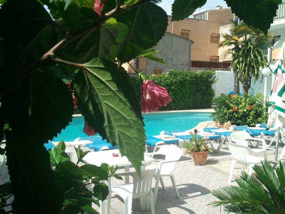 Hostal Casa Bauza Cala Ratjada  Buitenkant foto