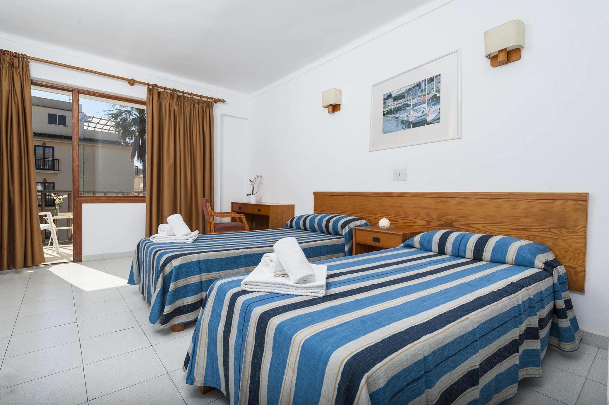 Hostal Casa Bauza Cala Ratjada  Buitenkant foto