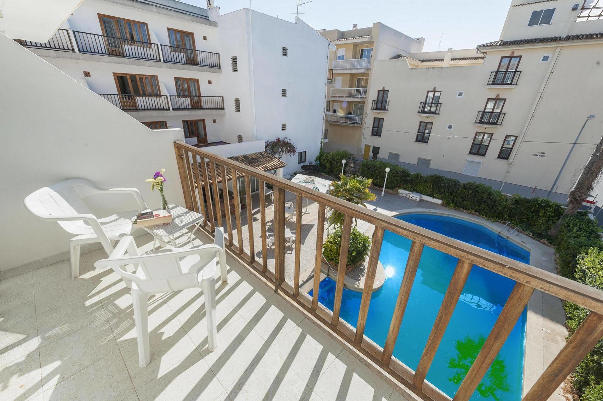 Hostal Casa Bauza Cala Ratjada  Buitenkant foto