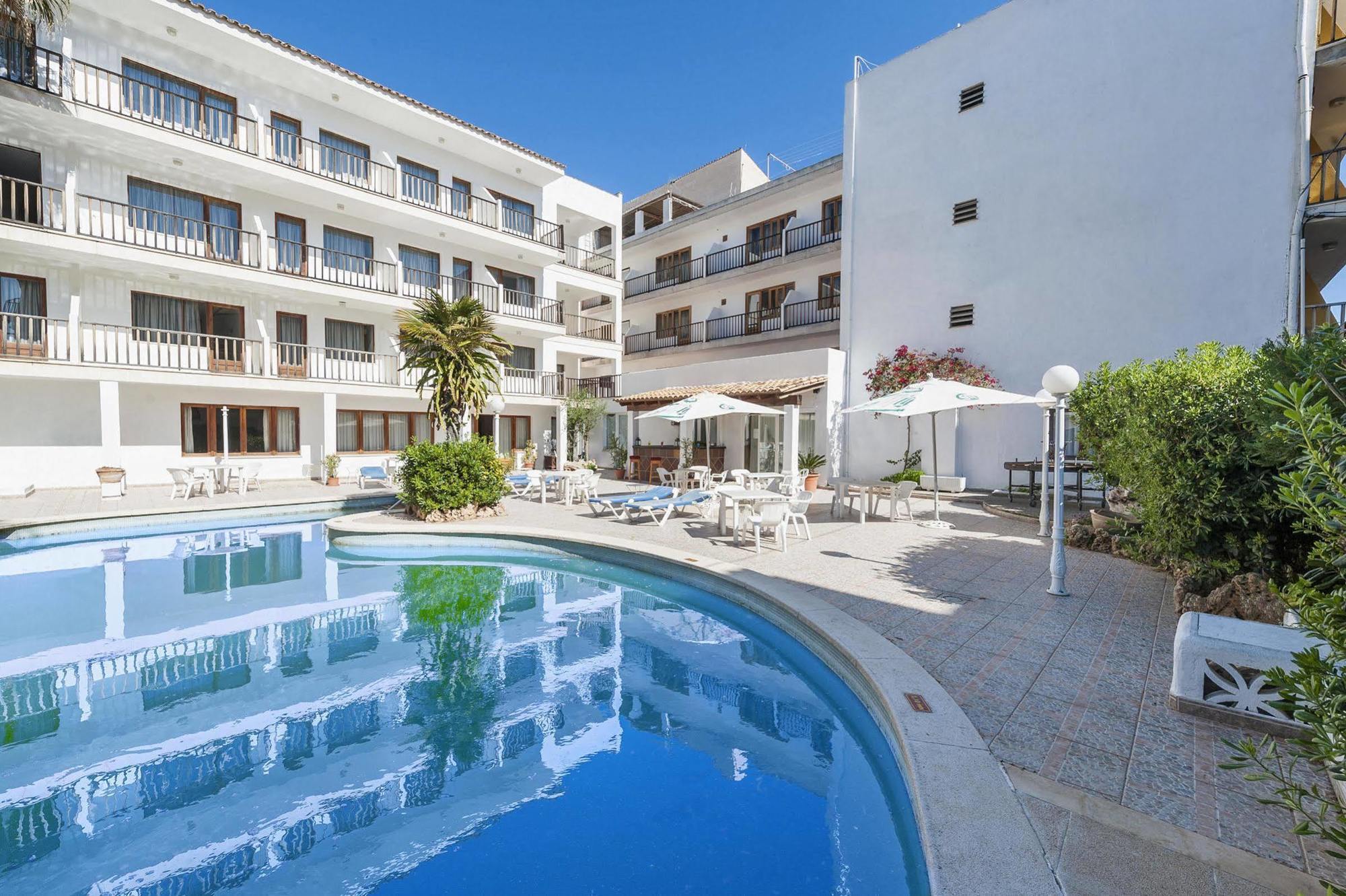 Hostal Casa Bauza Cala Ratjada  Buitenkant foto
